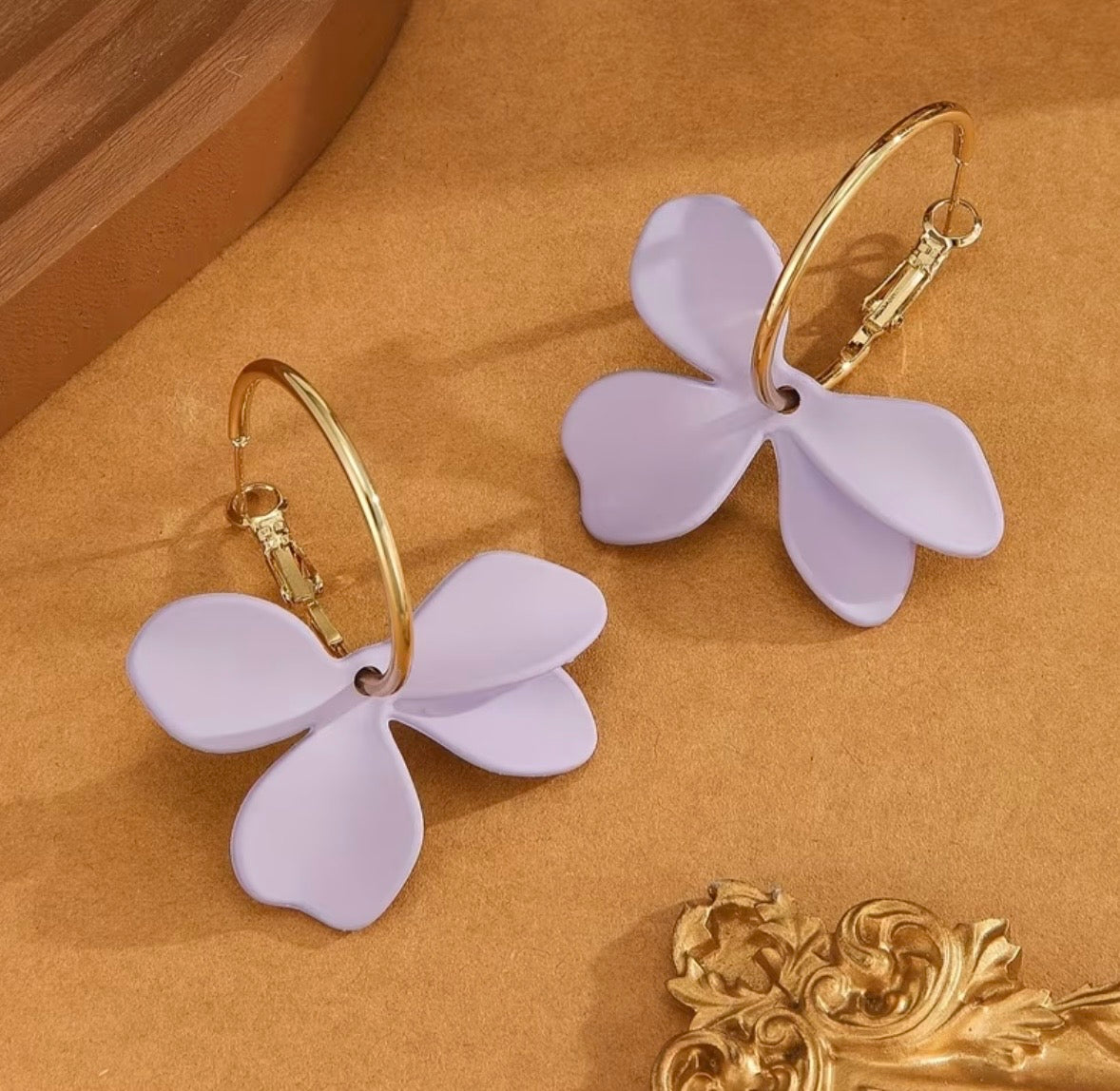 Petal Muse Hoops